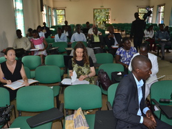  <a style='color: #fff;' href='/uploaded/photo/colloque-greedd-abidjan-52ecc2234b28a.jpg'>(Télécharger)</a>